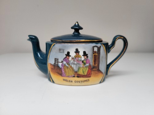 Miniature teapot welsh ladies - miniature,