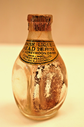 Vintage cornish mead mini - mead,