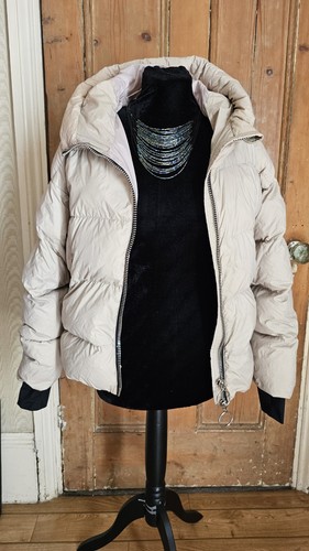 Goose feather designer - goose,