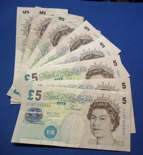 Banknotes fry - £5,