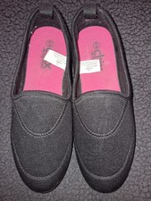 Women’s Flat Casual /  Work