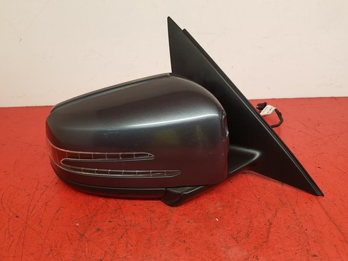 Mercedes class door - mercedes, mirror