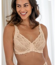 NWT CHARNOS POUR MOI BEIGE