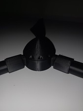 Wind turbine blade and hub - blade,