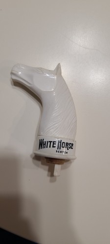 Vintage white horse scotch - white,