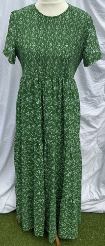 Bnwt zara green ditsy floral - green,