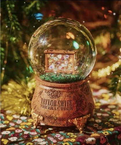 Taylor swift the eras - taylor,