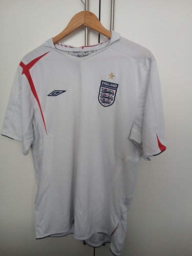 England 2005 home - 2005/07,