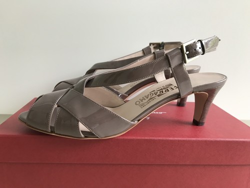 Salvatore ferragamo taupe - ferragamo,