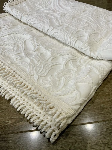 Beautiful vintage cream bed - cream,
