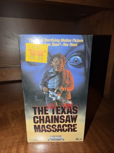 Texas chainsaw massacre vhs - chainsaw,