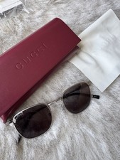 Gucci Round frame Sunglasses |