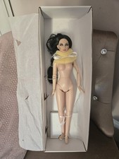 Tonner Re-Imagination The Waif T9SCDD06