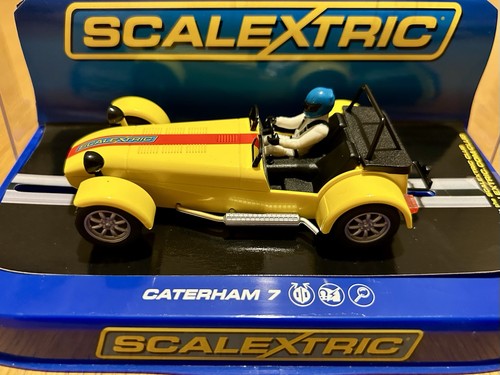 New scalextric c3425 caterham - scalextric,