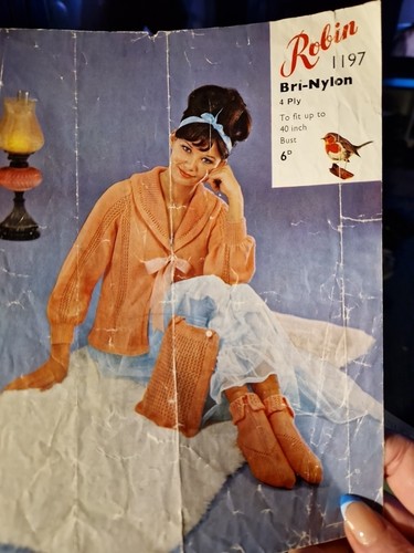 Vintage robin knitting pattern - vintage,