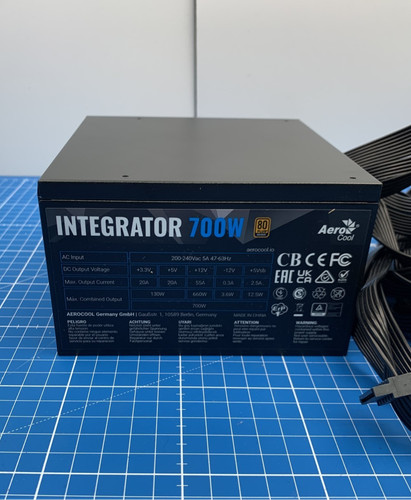 Aerocool integrator 700w non - 700w,