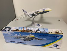 Antonov AN-124 1:200 Antonov