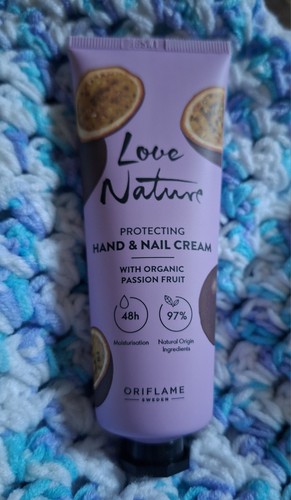 Oriflame love nature hand - hand, &