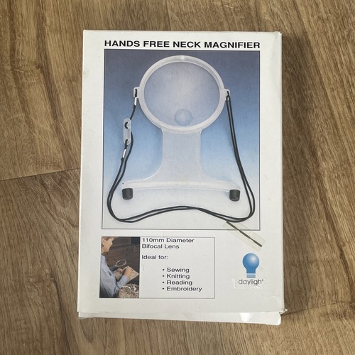 Magnifying glass hands free - hands,