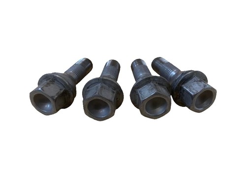 Volvo xc40 wheel nuts bolt - wheel,