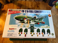 Thunderbirds Thunderbird 2 and full container set Amerang model kit