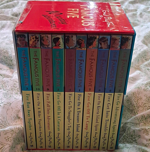 Enid blyton famous five - enid, five: