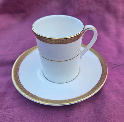 Royal doulton gold - ,