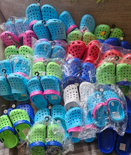 Job lot pairs clogs shoes - 28,