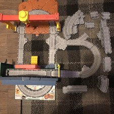 Thomas and Friends Take-n-Play