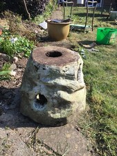 Flower base / urn in concrete