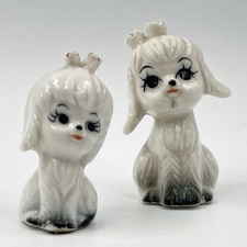 VINTAGE MADE IN TAIWAN PAIR OF