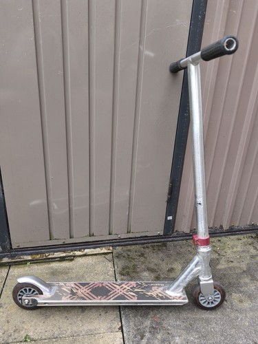 Stunt scooter - a,