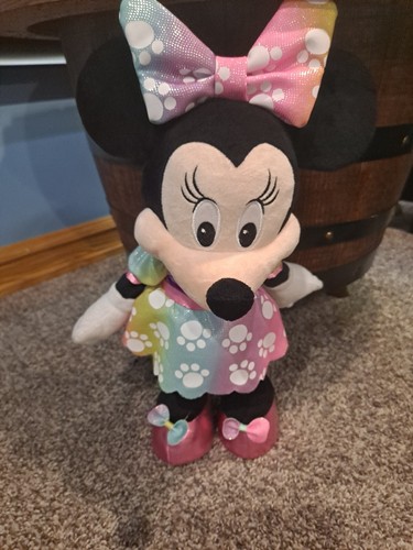 Talking minnie mouse - talking,
