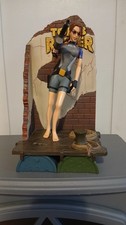 Tomb Raider Figure Statue In