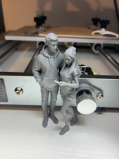 1/18 Scale Male And Female