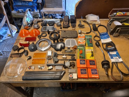 Job lot classic car parts - car, 76