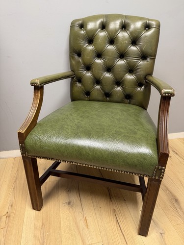 Vintage green chesterfield - vintage,