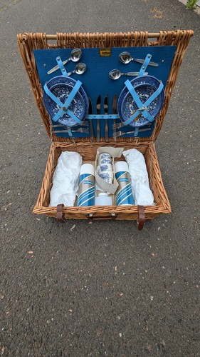 Vintage brexton wicker - vintage, picnic