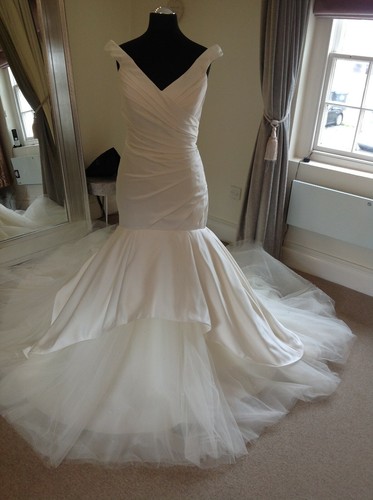 Wedding dress justin - by,