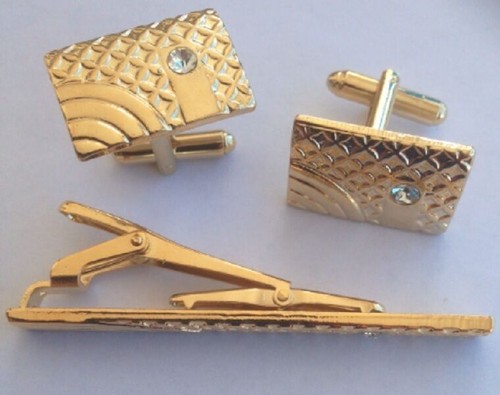 Gold pair cufflinks - gold,