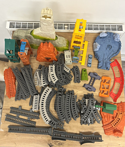 Thomas the tank engine - thomas,