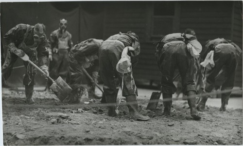 Civil defence drill men gas - civil,