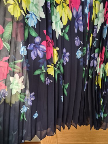 Roman swing pleated - swing,