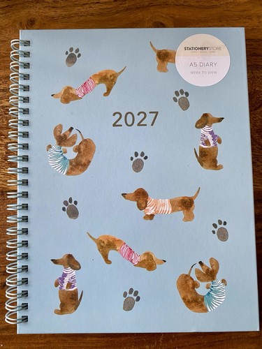 2027 dachshund sausage dog - 2027,