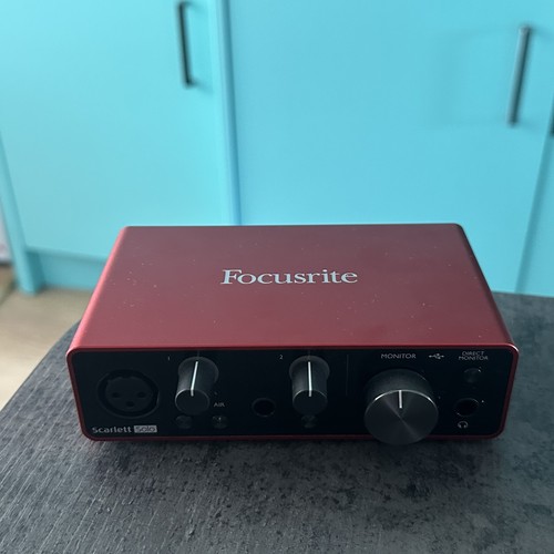 Focusrite scarlett solo 3rd - solo,
