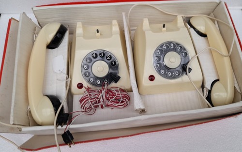 Vintage 1970s mehanotehnika - vintage,