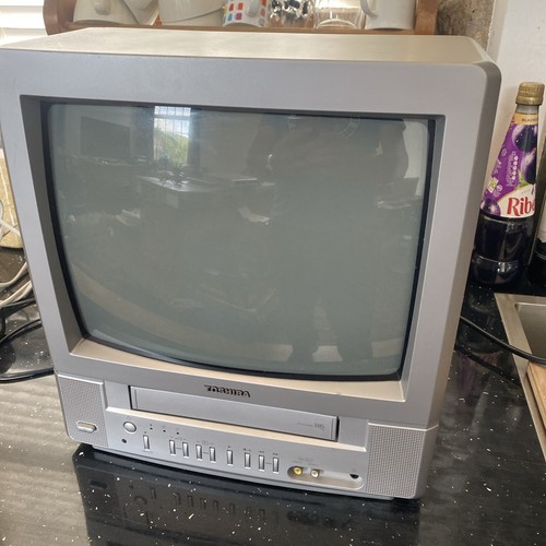 Toshiba vtv1400 inch crt - 14-inch,