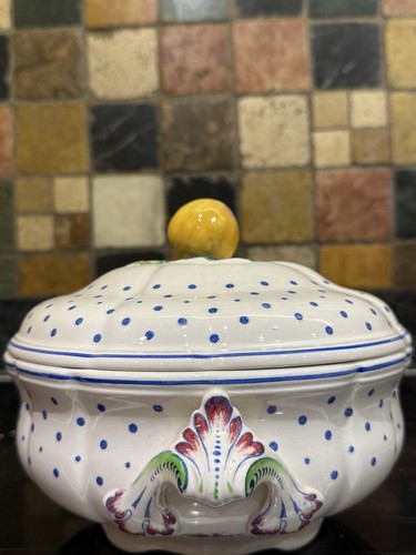 Spode large lidded vegetable - spode,