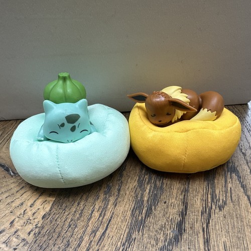 Bulbasaur and eevee - on, bean
