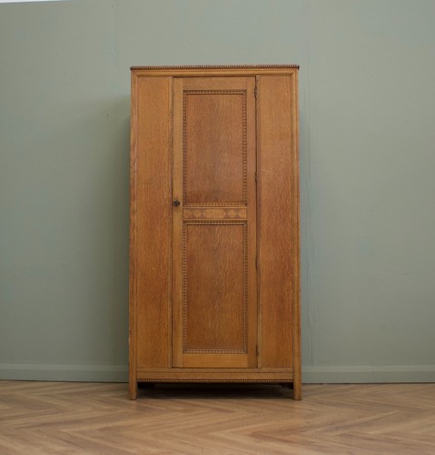 Oak art deco - , hall